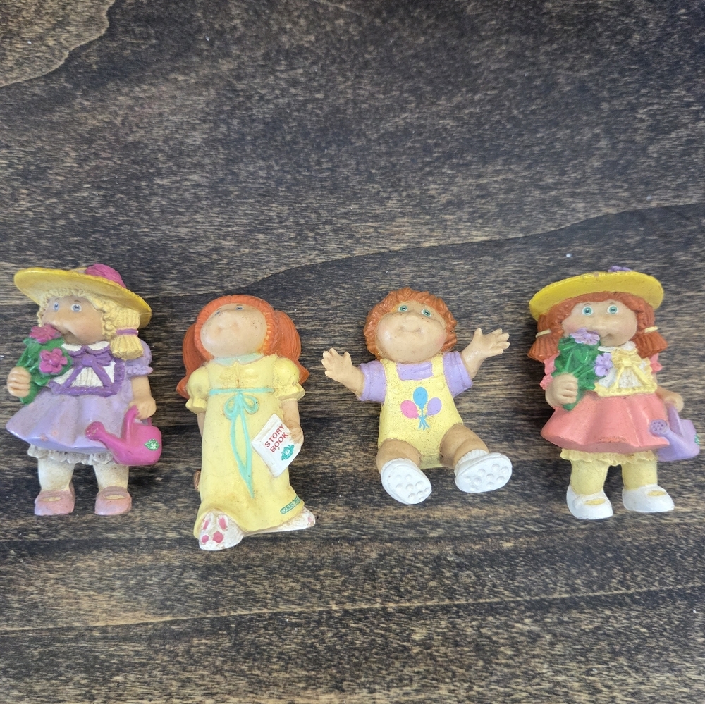Cabbage Patch Toy Figurines - Collectible